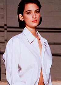 BabeStop - World's Largest Babe Site - winona_ryder008.jpg