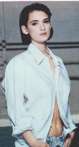 BabeStop - World's Largest Babe Site - winona_ryder018.jpg
