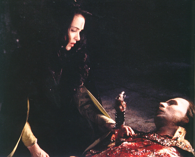 BabeStop - World's Largest Babe Site - winona_ryder046.jpg