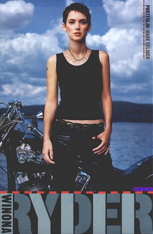 BabeStop - World's Largest Babe Site - winona_ryder057.jpg