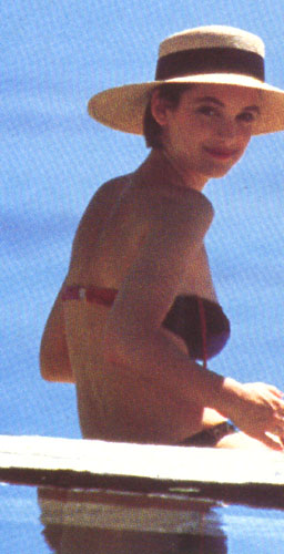BabeStop - World's Largest Babe Site - winona_ryder081.jpg